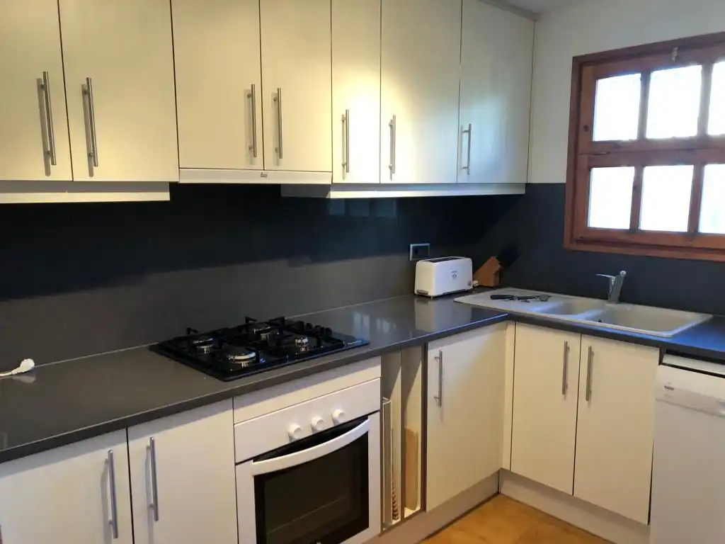 Cocina de Casa adosada en venta en L'Estartit con Aire acondicionado, Jardín privado y Amueblado
