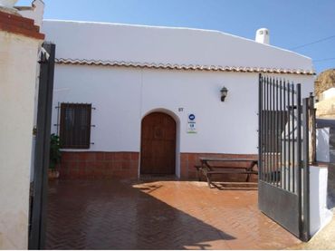 Country house with garden for sale in Ermita nueva 22