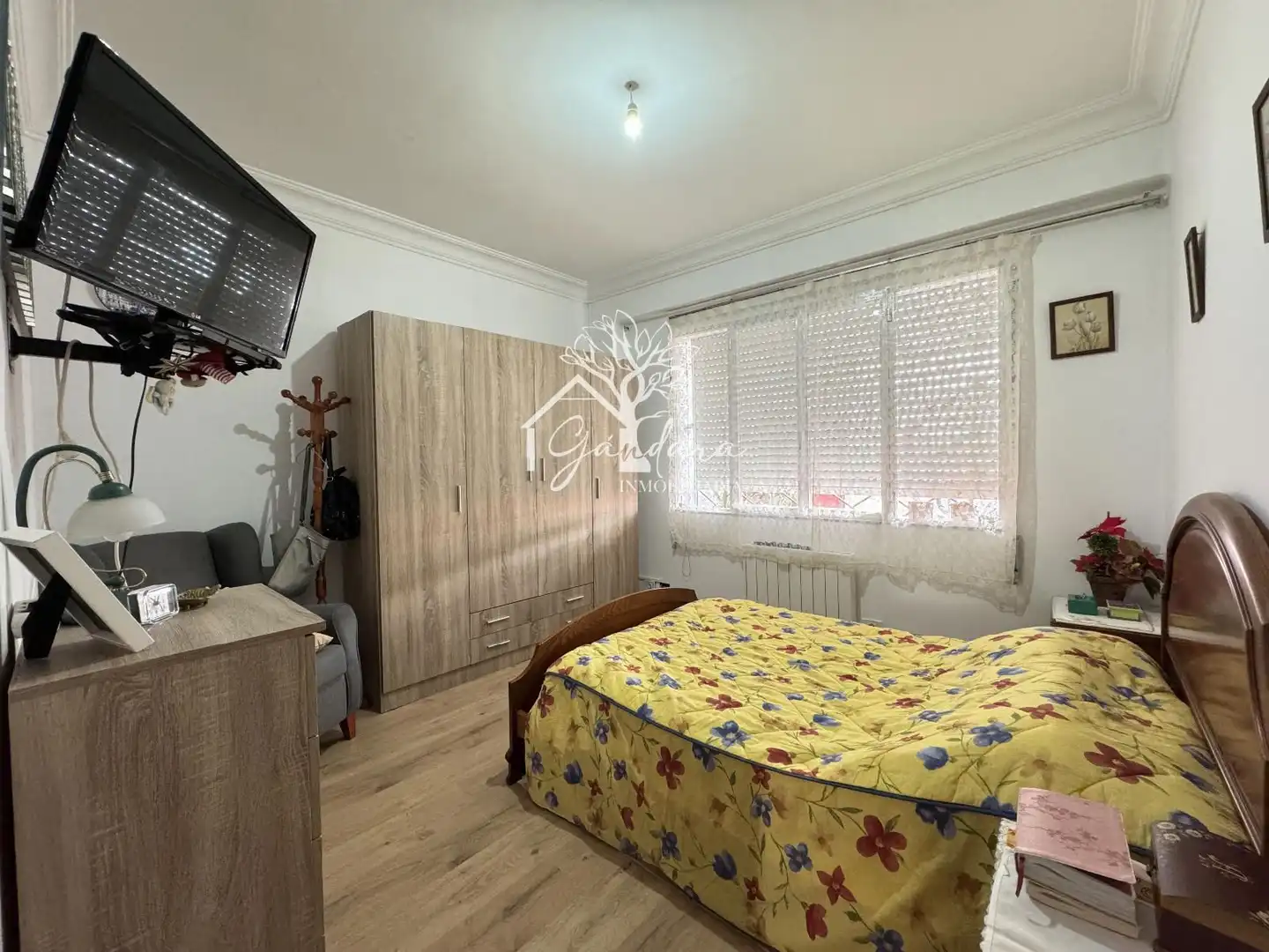 Habitación de Piso en venta en Ferrol con Calefacción, Terraza y Trastero