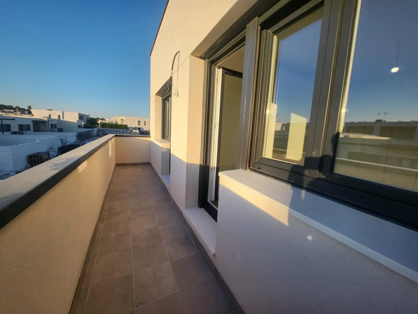 Terrassa de Casa adosada en venda en Villalbilla amb Calefacció, Jardí privat i Terrassa