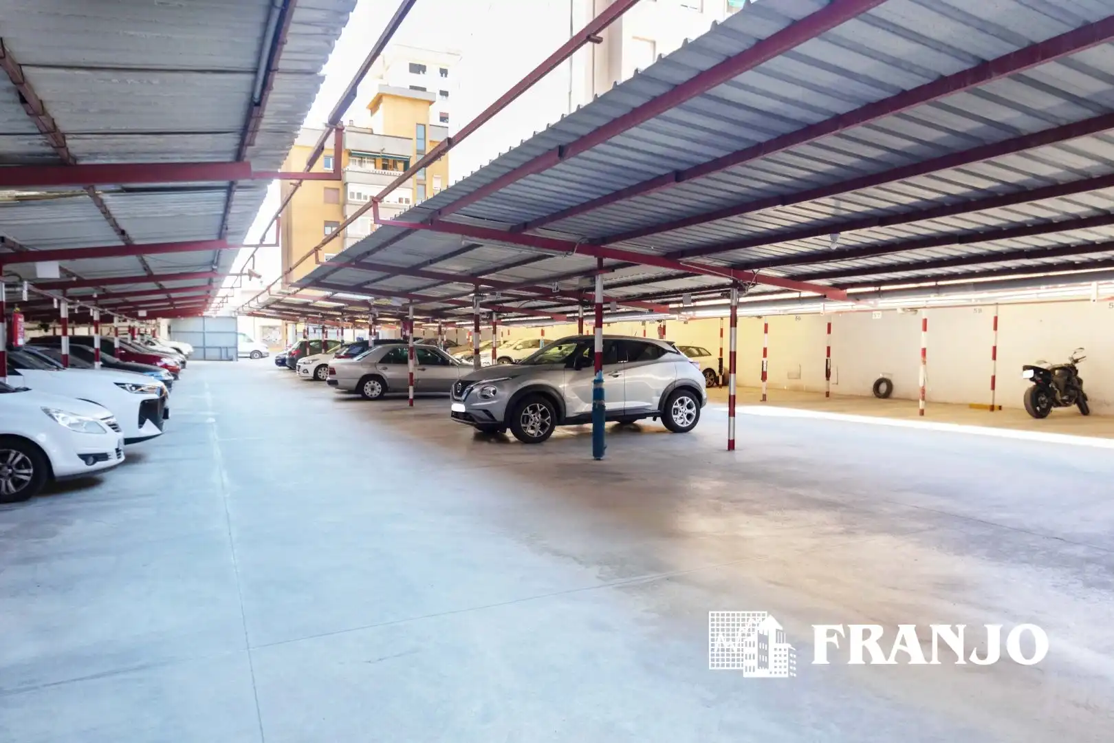 Parkplatz von Residential zum Verkauf in Sabadell