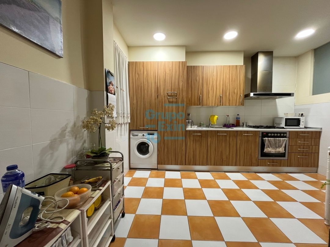 Cuina de Pis en venda en Donostia - San Sebastián  amb Balcó