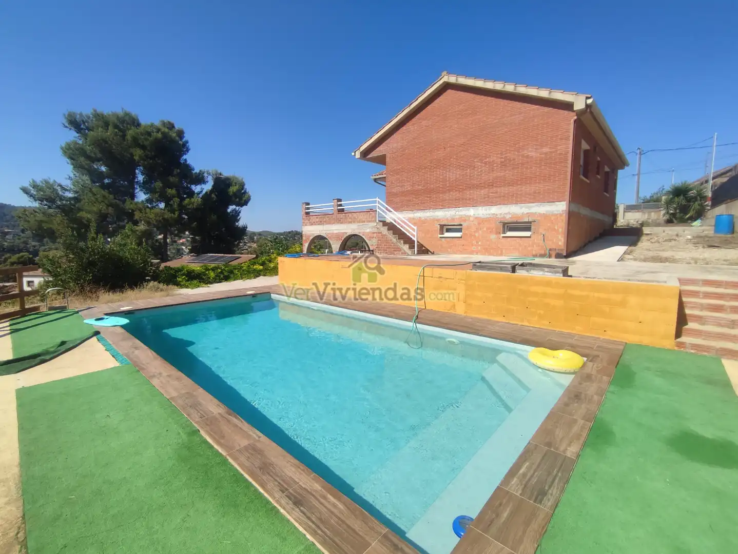 Piscina de Casa o xalet en venda en Vallirana amb Calefacció, Jardí privat i Terrassa