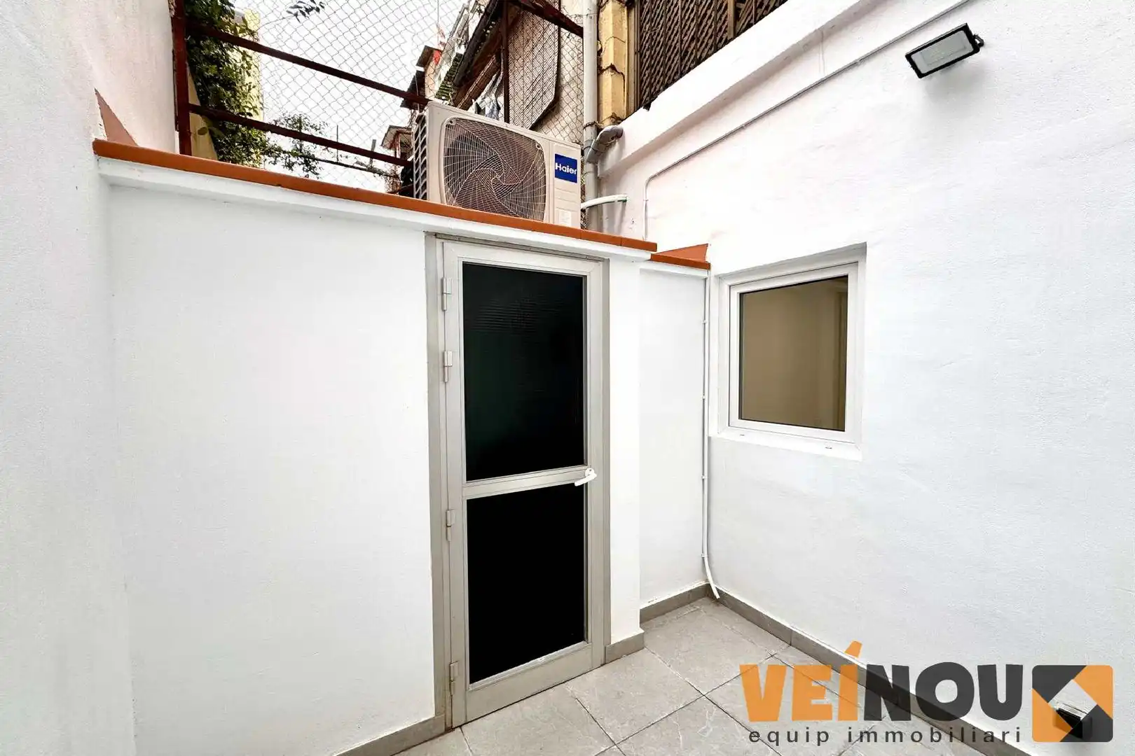 Terrassa de Pis en venda en Barcelona amb Calefacció, Parquet i Forn