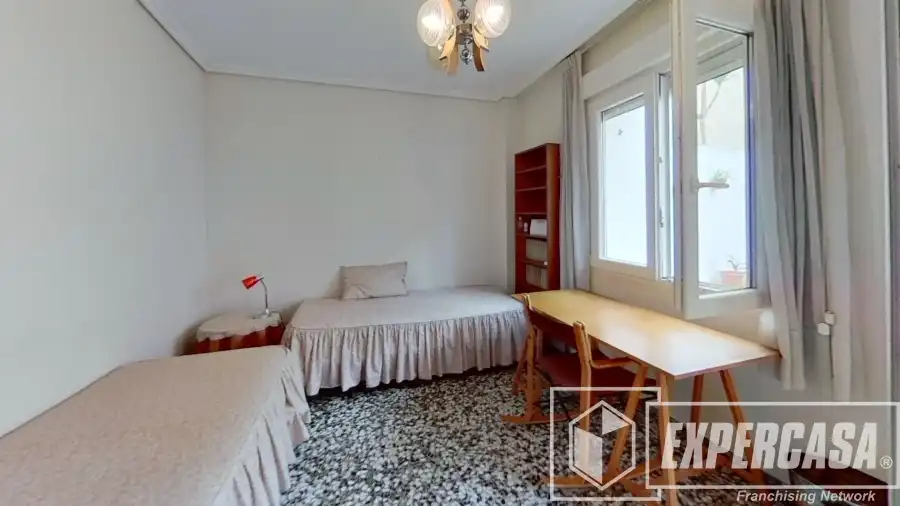 Flat with lift for sale in El Pla del Real, imagen 7