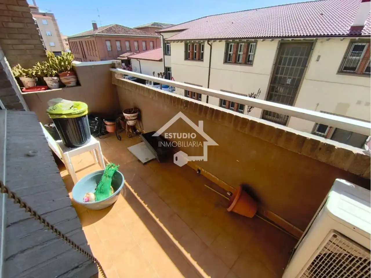 Terraza de Piso en venta en Mendavia con Aire acondicionado, Calefacción y Parquet