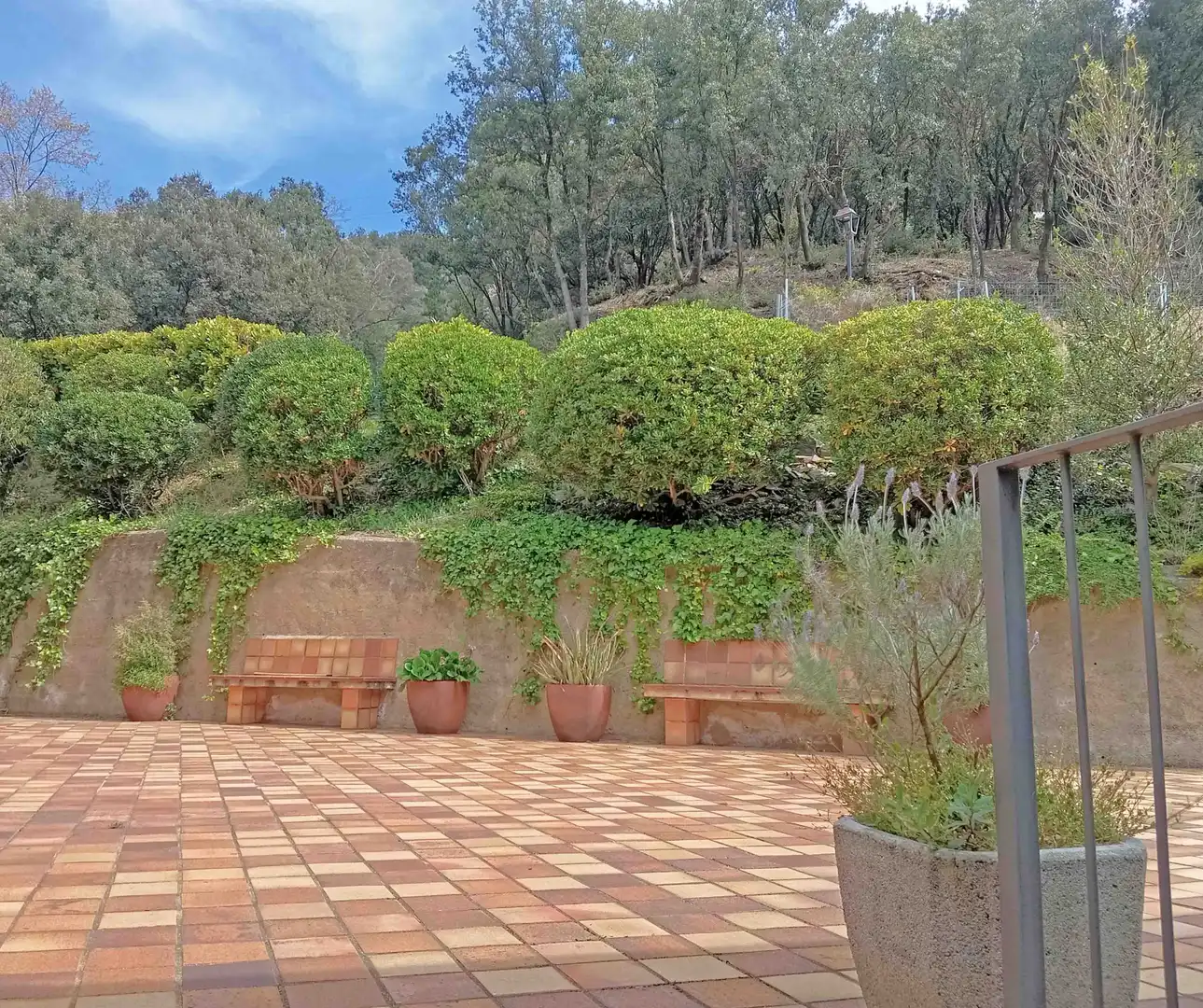Terrasse von Einfamilien-Reihenhaus zum Verkauf in Montseny mit Heizung, Parkett und Terrasse