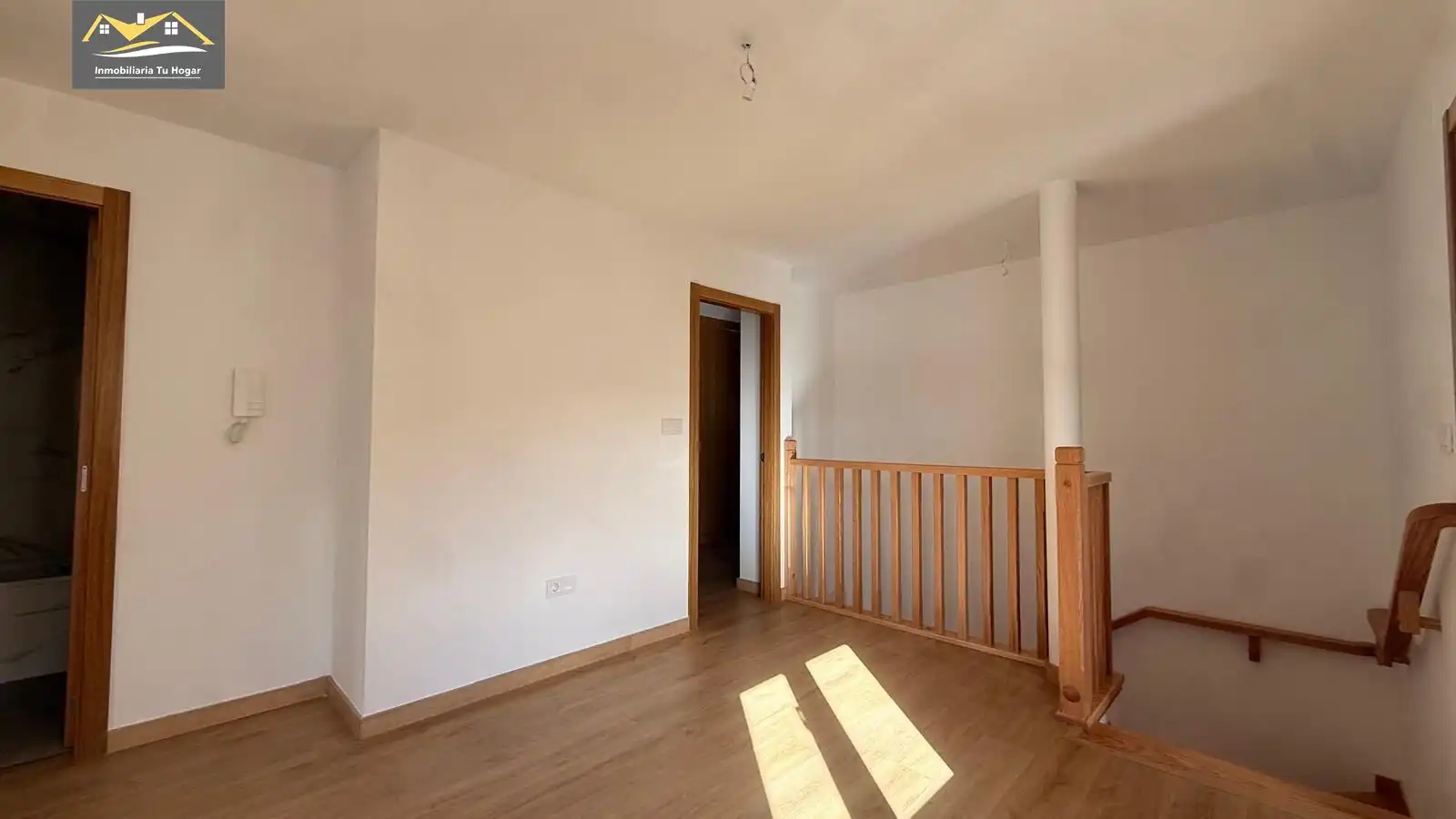 Casa adosada en venda en Allariz amb Calefacció, Jardí privat i Terrassa