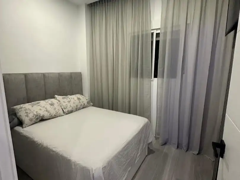 Dormitori de Pis en venda en  Sevilla Capital amb Aire condicionat