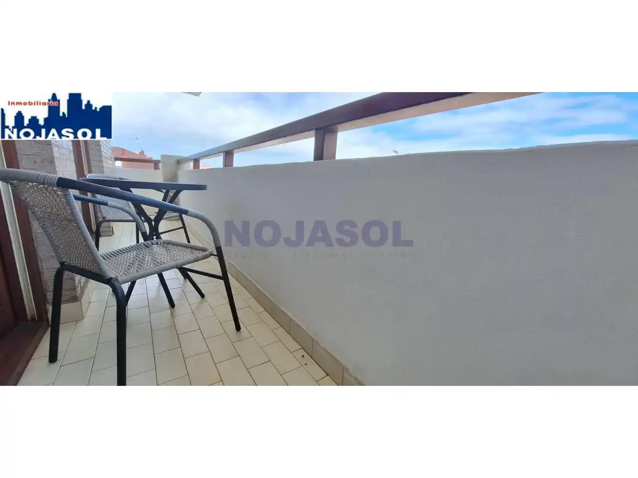 Terraza de Piso de alquiler en Noja con Terraza y Amueblado