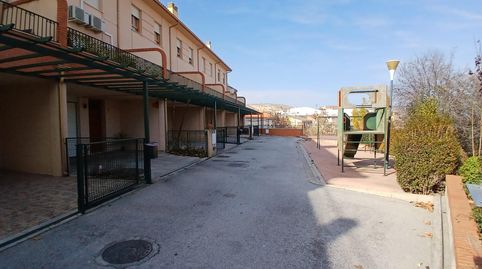 Foto 3 de Casa adosada en venda a Calle Rio Ebro, Baza, Granada