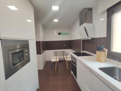 Kitchen of Flat for sale in Badajoz Capital  with Air Conditioner