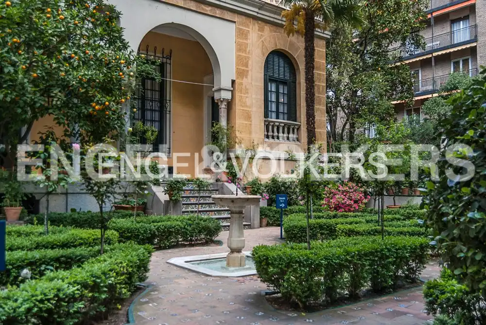 Vista exterior de Apartament de lloguer en Madrid amb Aire condicionat, Calefacció i Jardí privat