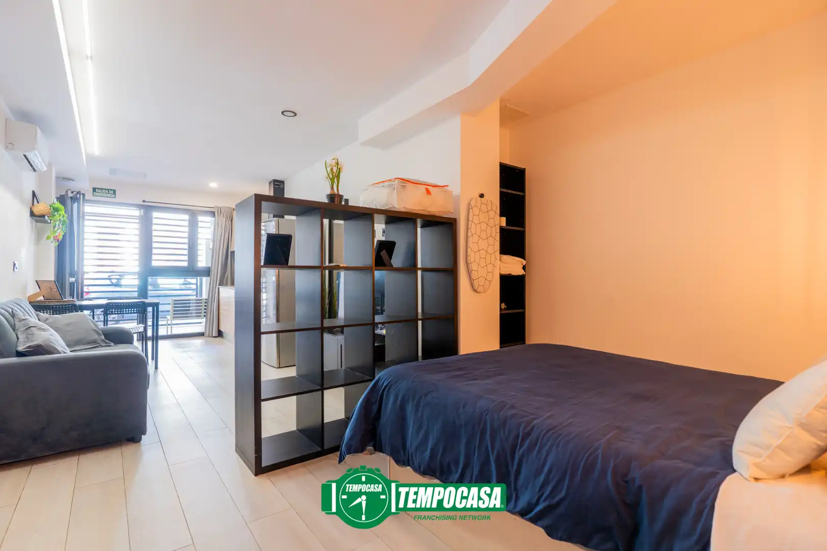 Dormitori de Apartament en venda en Valencia amb Aire condicionat