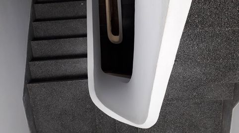 EDIFICIO COMPLETO EN A GUARDA