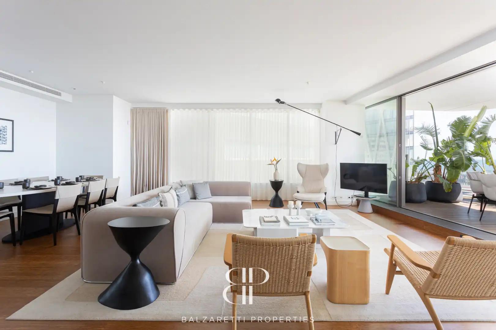 Sala d'estar de Àtic en venda en Barcelona amb Aire condicionat, Parquet i Terrassa