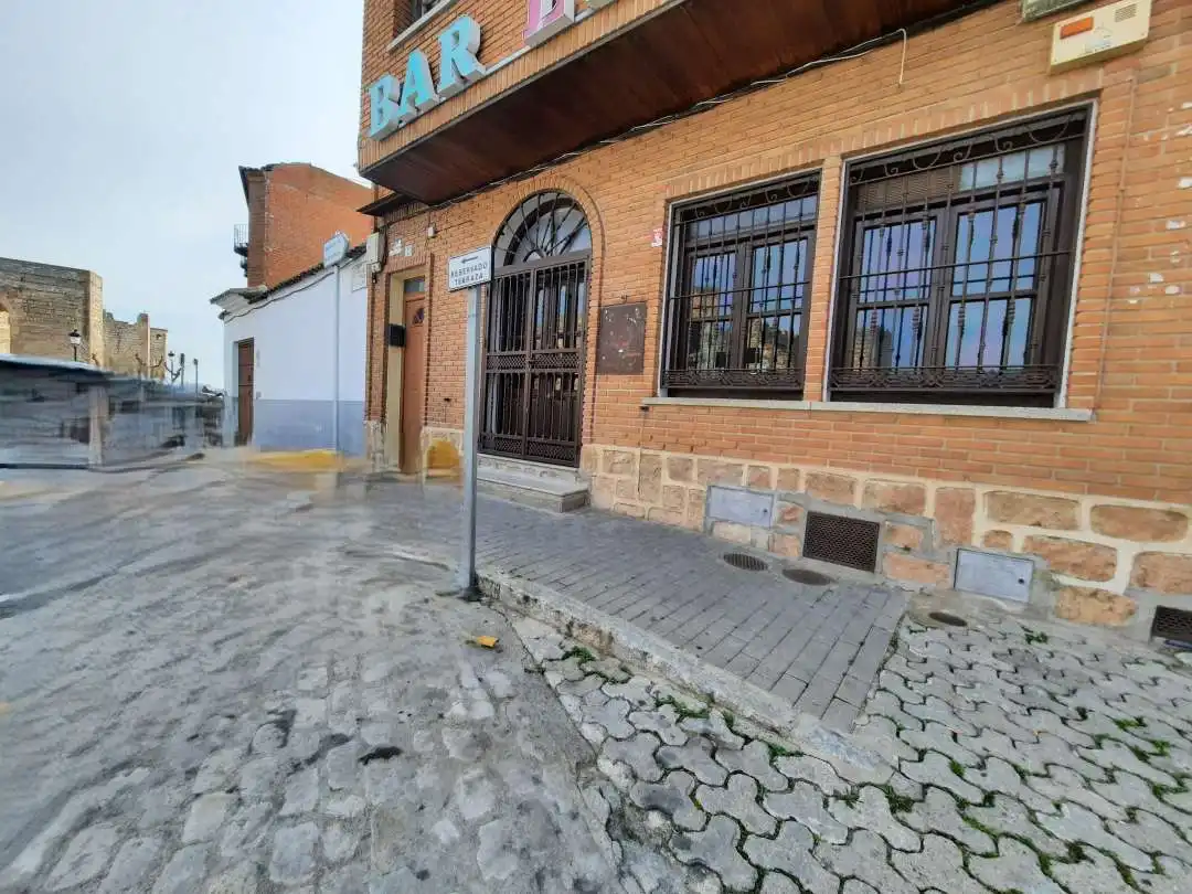 Vista exterior de Casa o xalet en venda en Escalona amb Aire condicionat i Calefacció