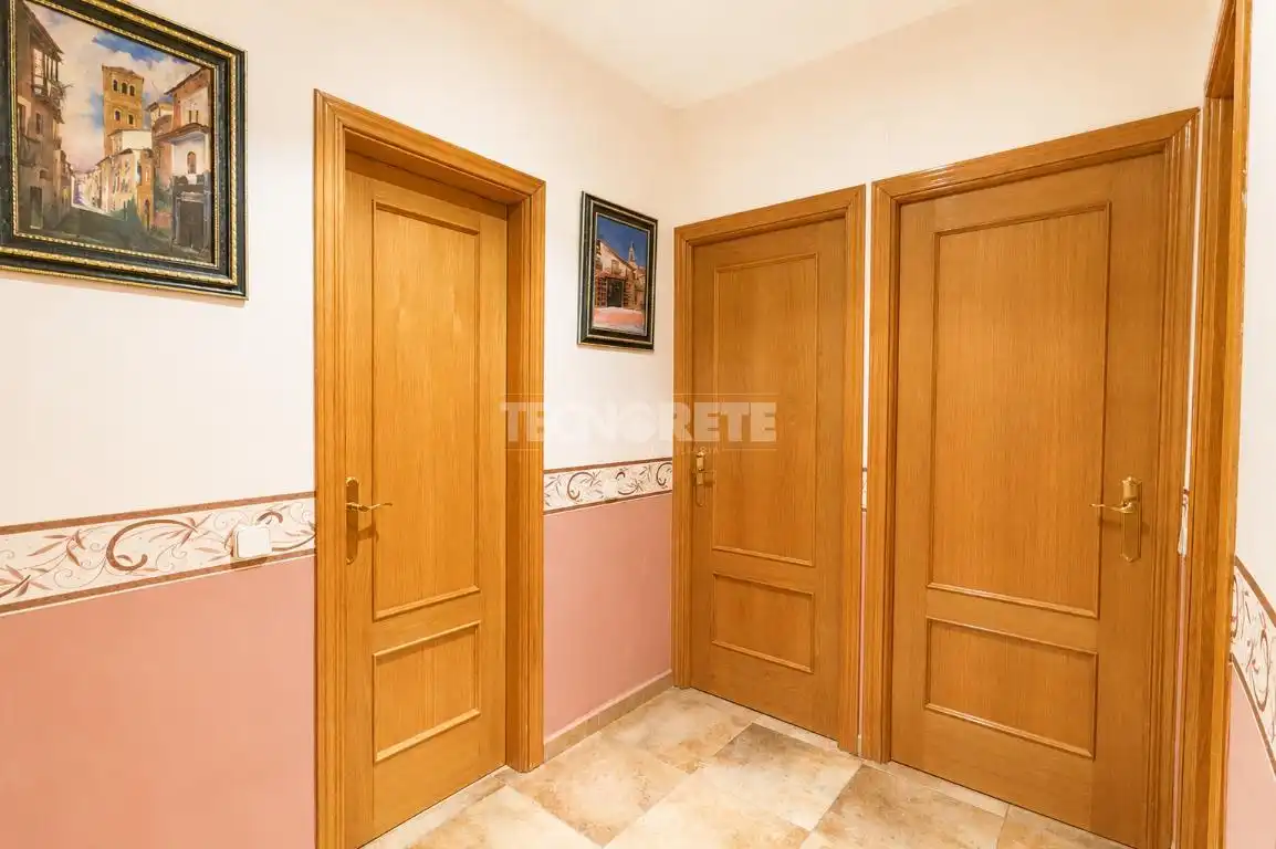 Piso en venta en Toledo con Calefacción