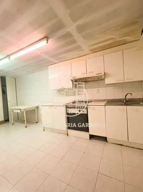 Cuina de Local en venda en Irura