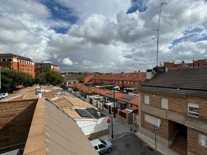 Vista exterior de Casa o xalet en venda en Valdemoro amb Aire condicionat i Terrassa