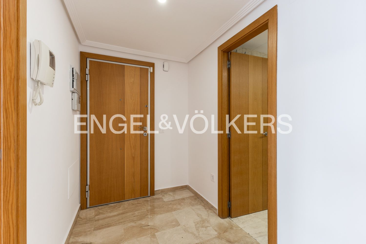 Apartament de lloguer en  Valencia Capital amb Aire condicionat, Calefacció i Parquet