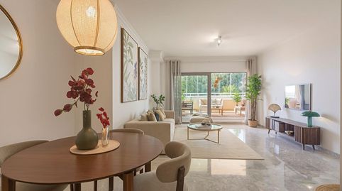 Photo 5 of Flat for sale in Calle Torrequebrada, Zona Centro Comercial Torrequebrada, Benalmádena
