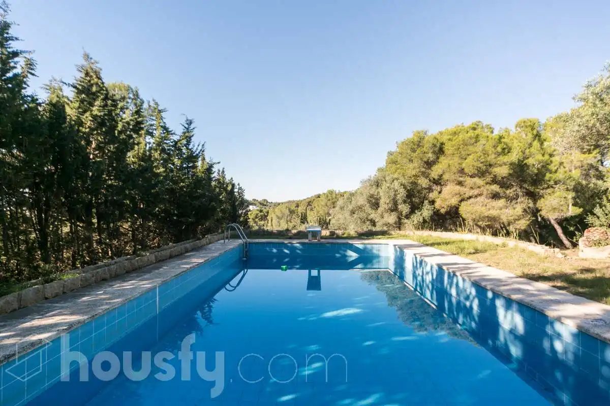 Piscina de Casa o xalet en venda en Tarragona amb Calefacció, Jardí privat i Parquet