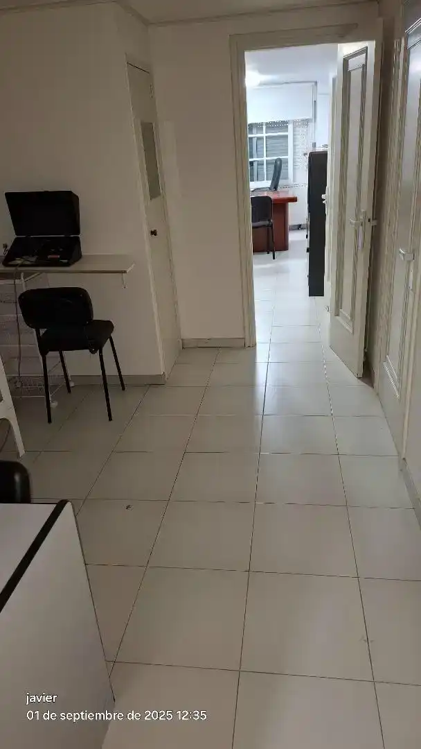 Büro zum Verkauf in Cangas 