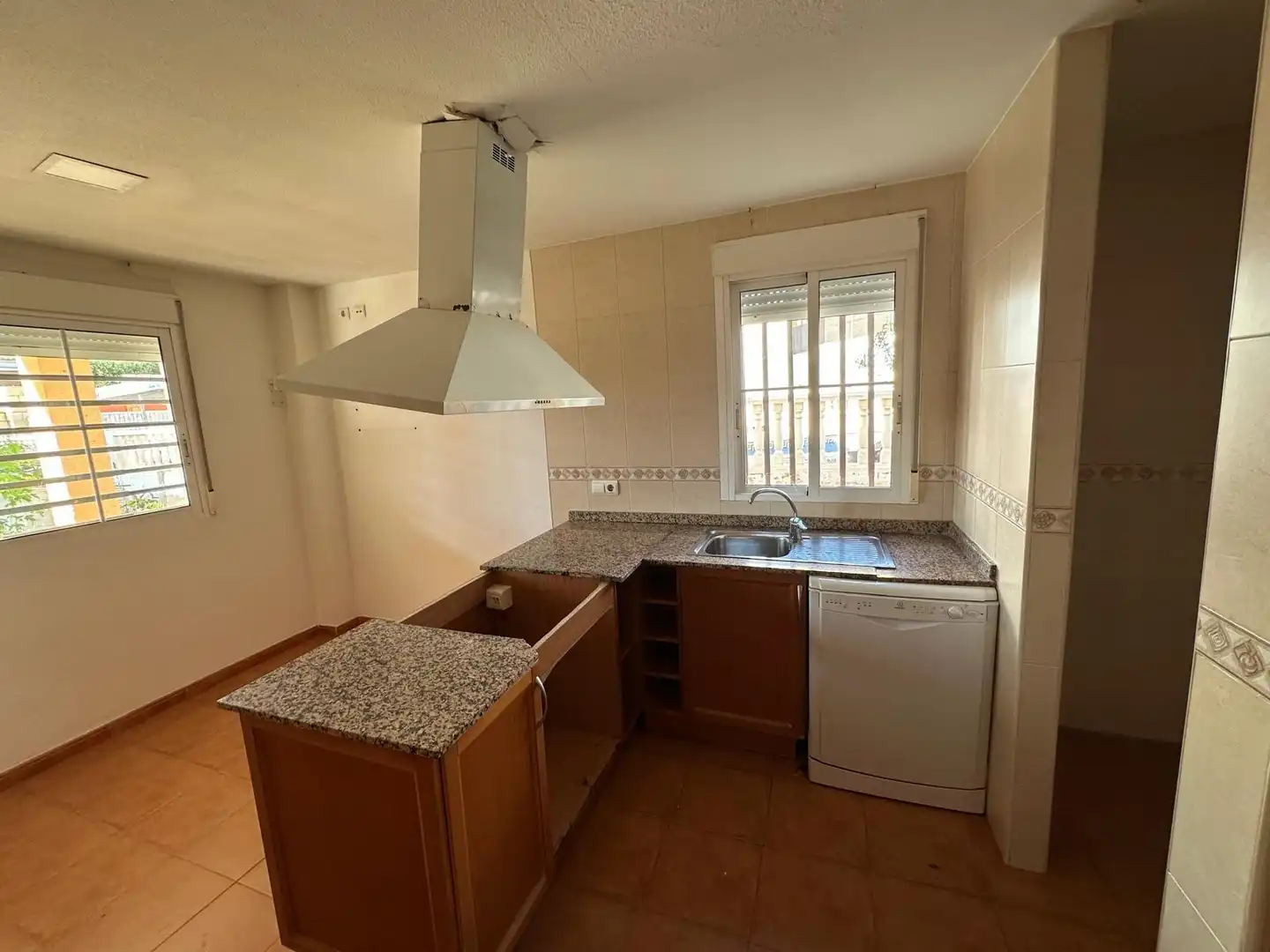 Cocina de Casa o chalet en venta en Aspe con Jardín privado, Balcón y Alarma