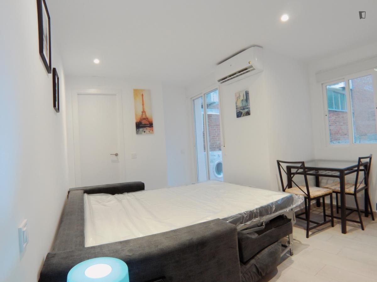 Estudio de alquiler en Berruguete