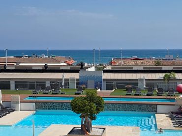 Mini appartamento con piscina in vendita a Montañar - El Arenal