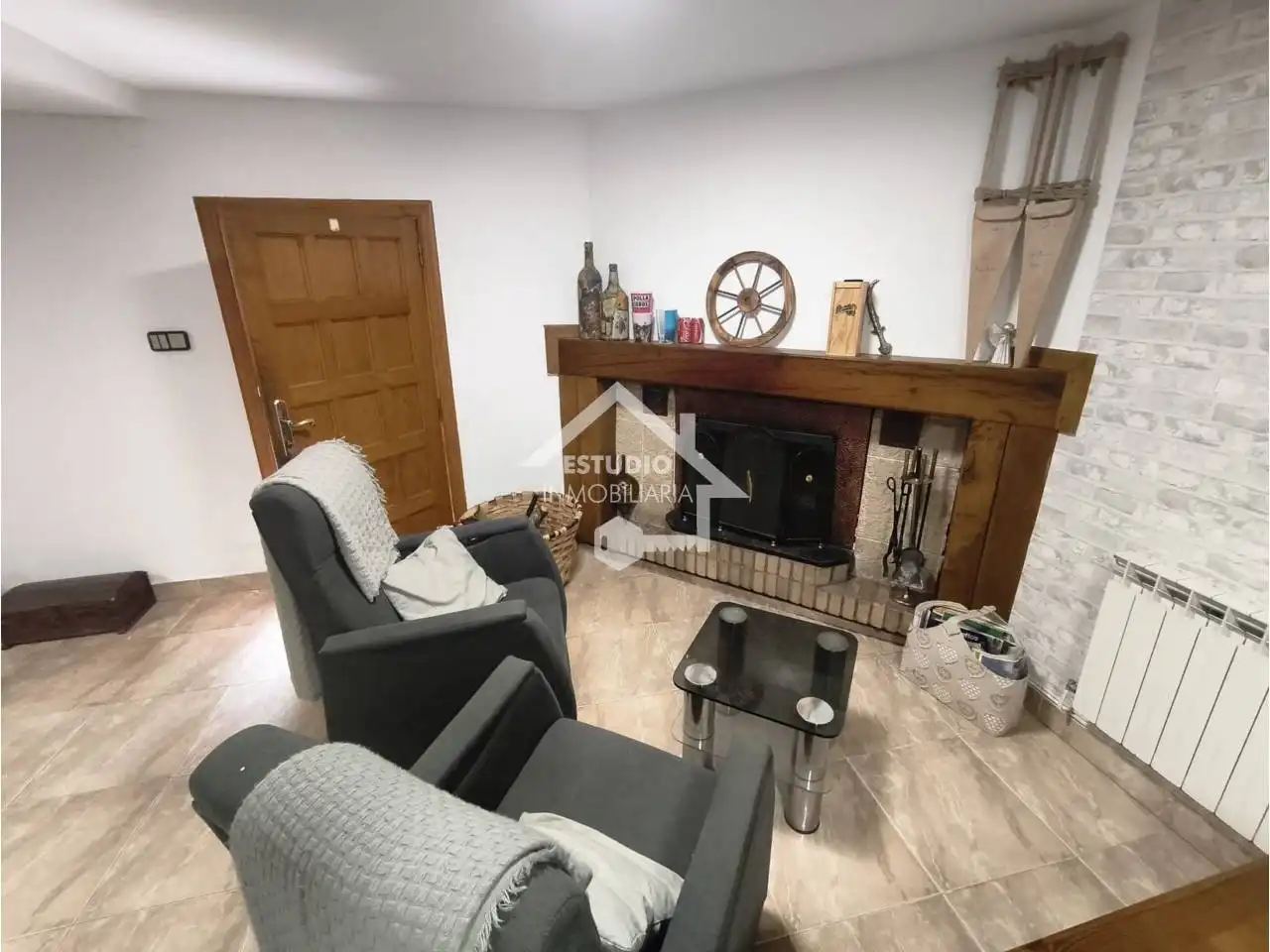 Sala d'estar de Casa o xalet en venda en Bañares, La Rioja