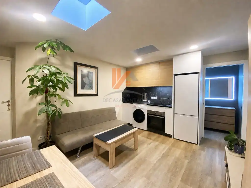Sala de estar de Apartamento en venta en Santiago de Compostela 
