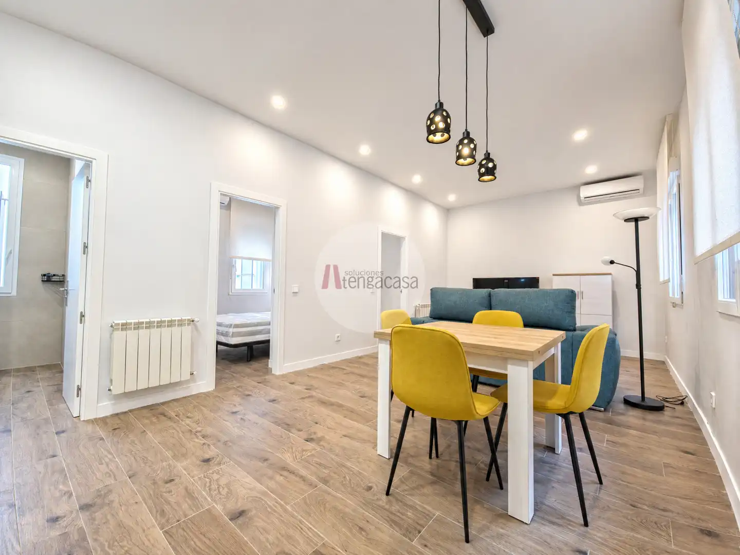 Comedor de Piso de alquiler en  Madrid Capital con Aire acondicionado, Calefacción y Amueblado