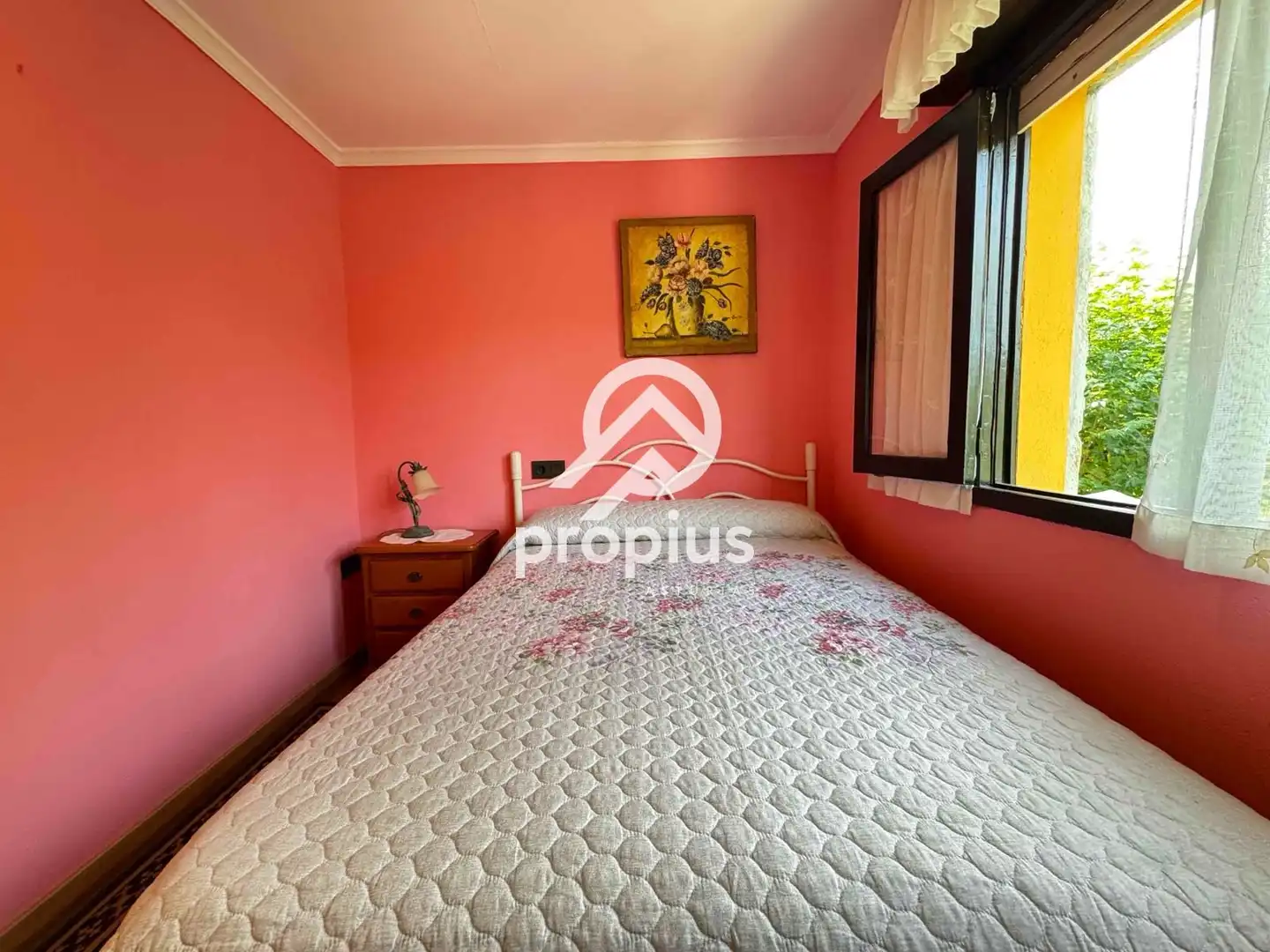 Habitación de Casa o chalet en venta en Parres con Calefacción, Jardín privado y Parquet
