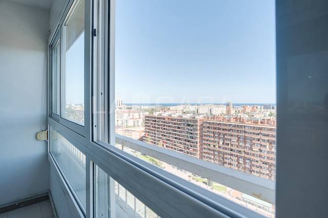 Piso en Venta en La Verneda i la Pau