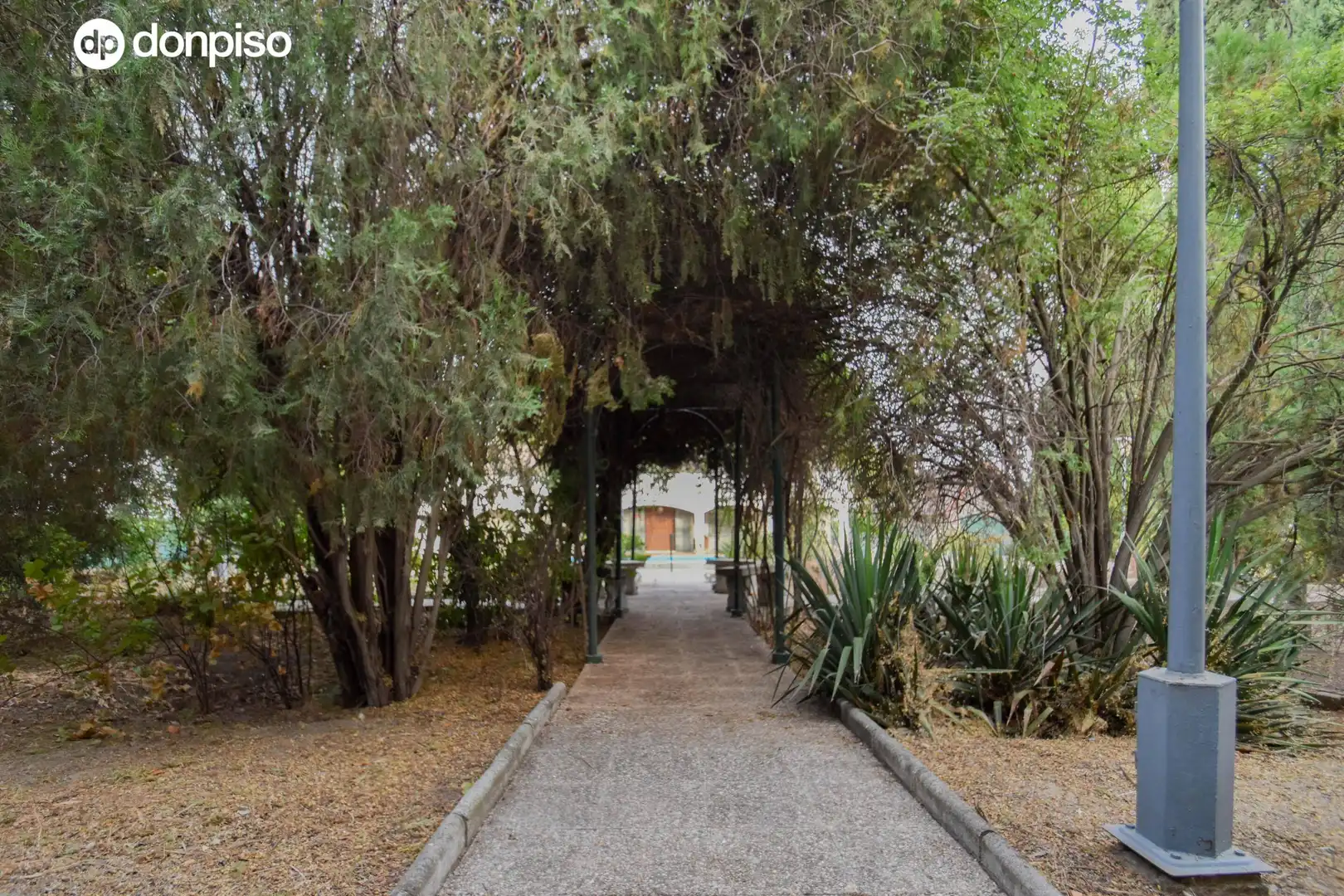 Casa o xalet en venda en Chauchina amb Jardí privat, Parquet i Terrassa