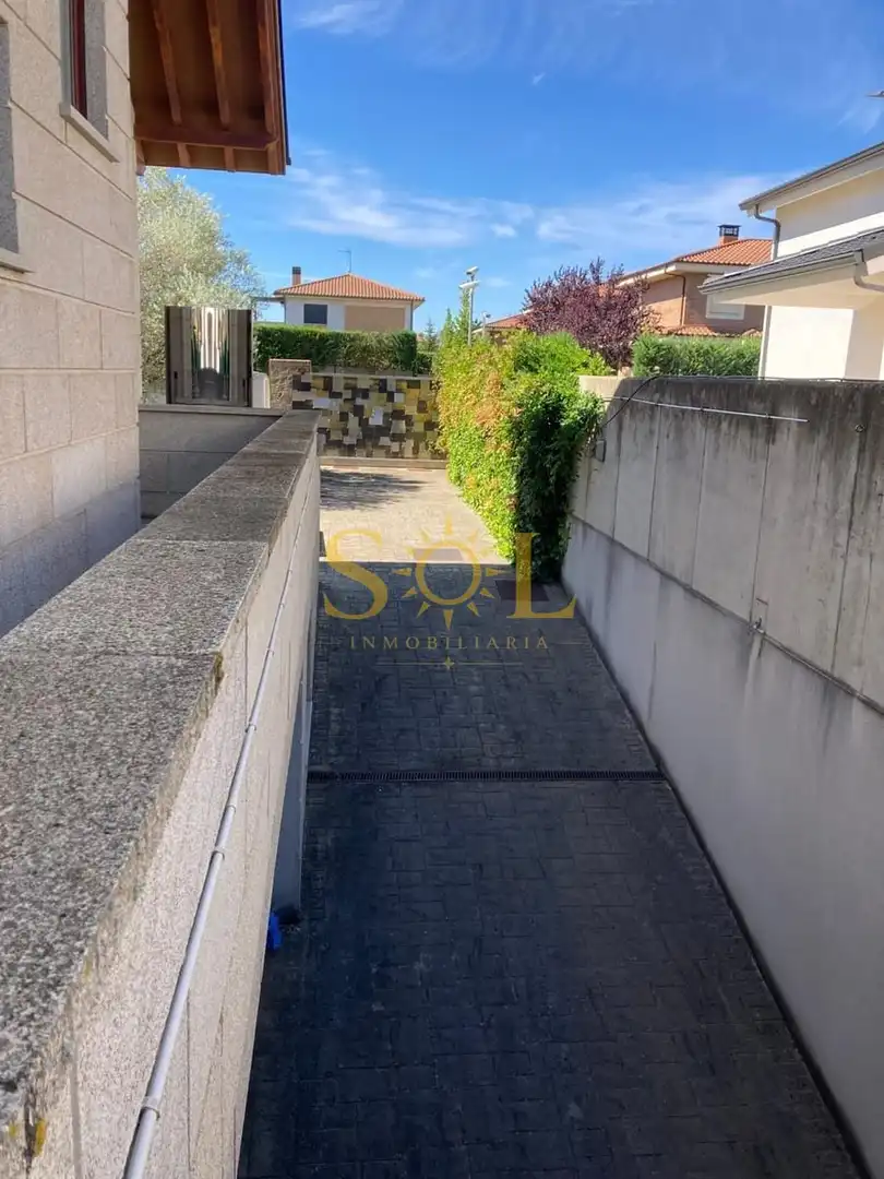 Xalet amb terrassa en venda a Calle Ejército Del Aire 36, imagen 7