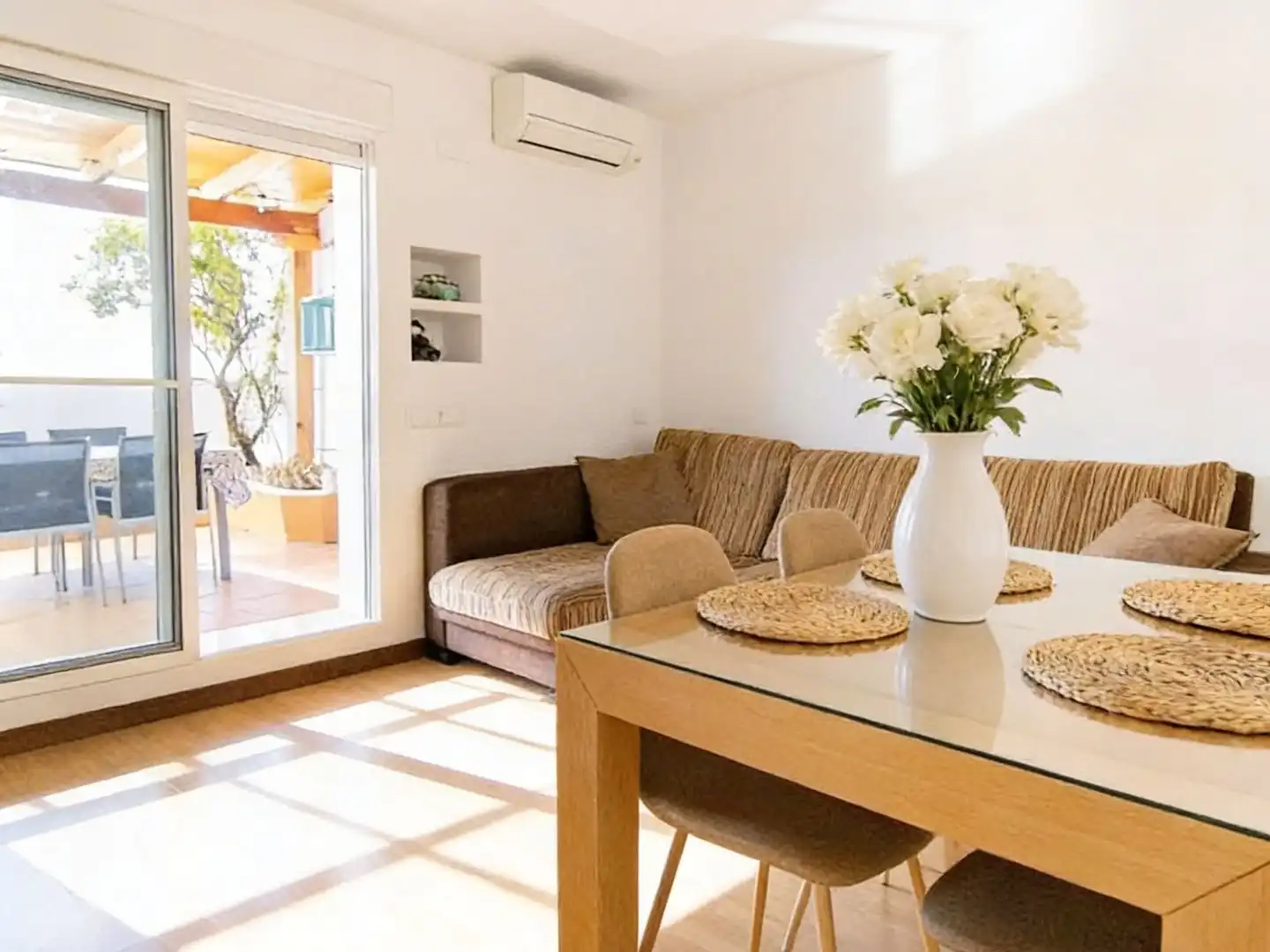 Sala d'estar de Àtic en venda en L'Eliana amb Aire condicionat i Terrassa