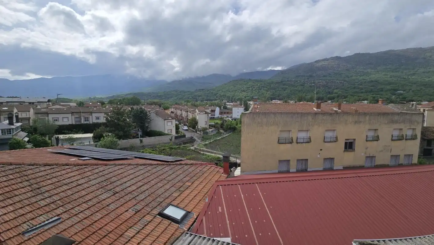 Flat for sale in C. la Corredera, Navaluenga