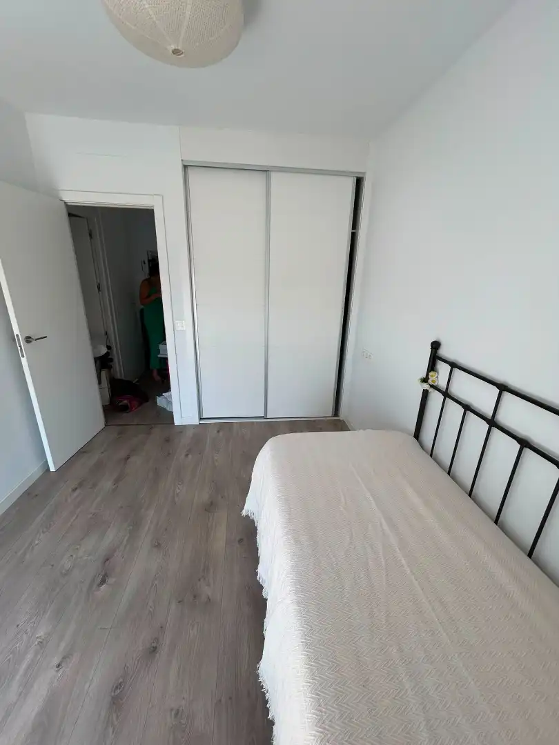 Habitación de Casa adosada en venta en Bormujos con Aire acondicionado, Jardín privado y Terraza