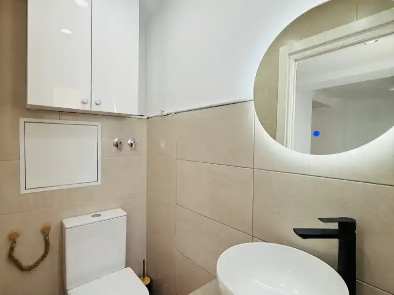 Badezimmer von Wohnung zur Miete in Zaragoza mit Parkett, Möbliert und Balkon