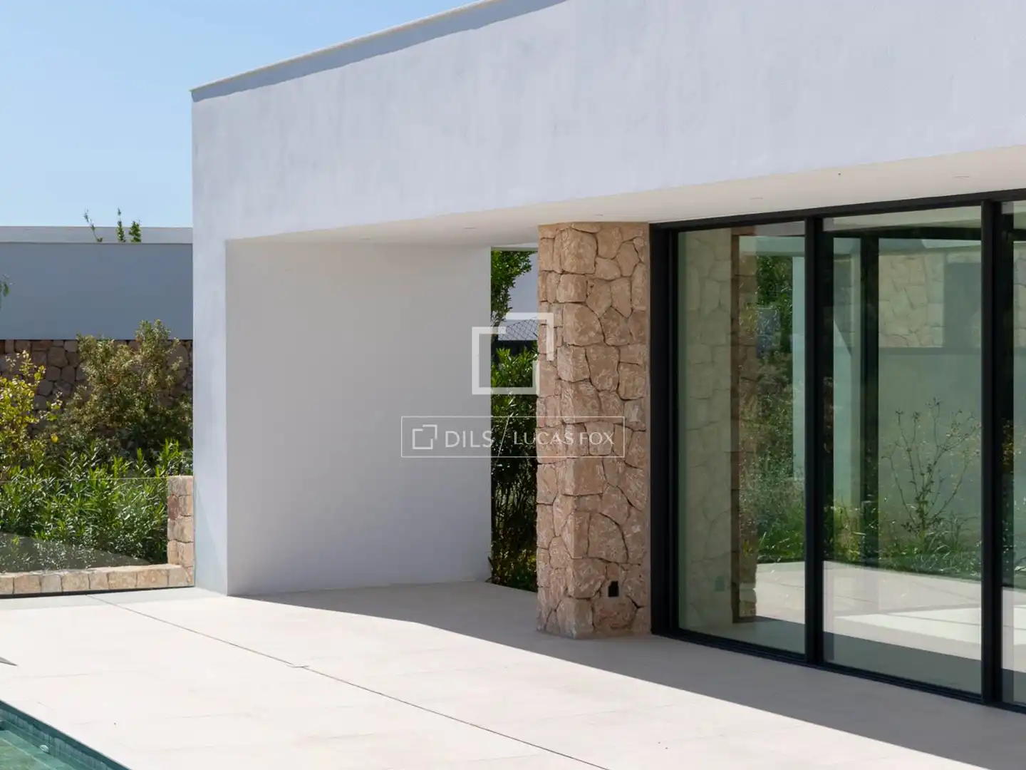 Vista exterior de Casa o chalet en venta en Santa Eulària des Riu con Aire acondicionado, Jardín privado y Terraza