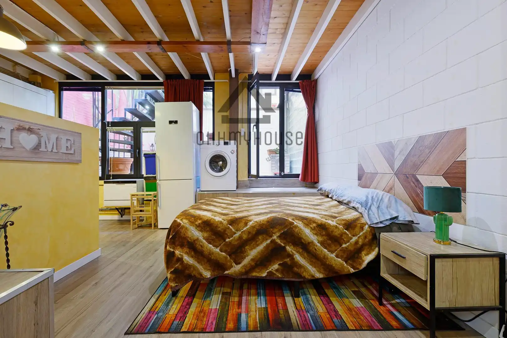 Bedroom of Duplexes for sale in Barcelona  with Air Conditioner, Parquet flooring and Terrace