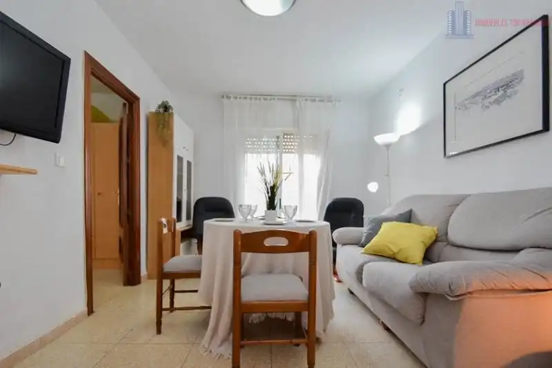 Flat with terrace for sale in DE 2