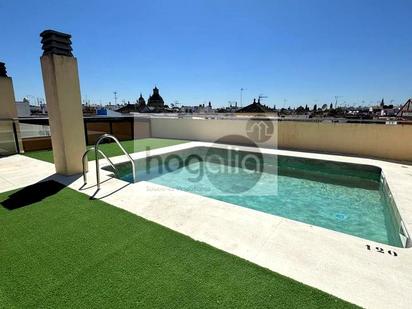 Piscina de Dúplex de lloguer en  Sevilla Capital amb Aire condicionat, Terrassa i Traster