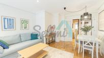 Living room of Flat to share in Oviedo   with Heating, Parquet flooring and Furnished