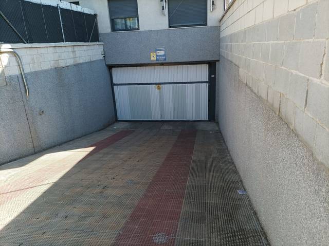 Garaje en Venta en Cuevas - Ilustración
