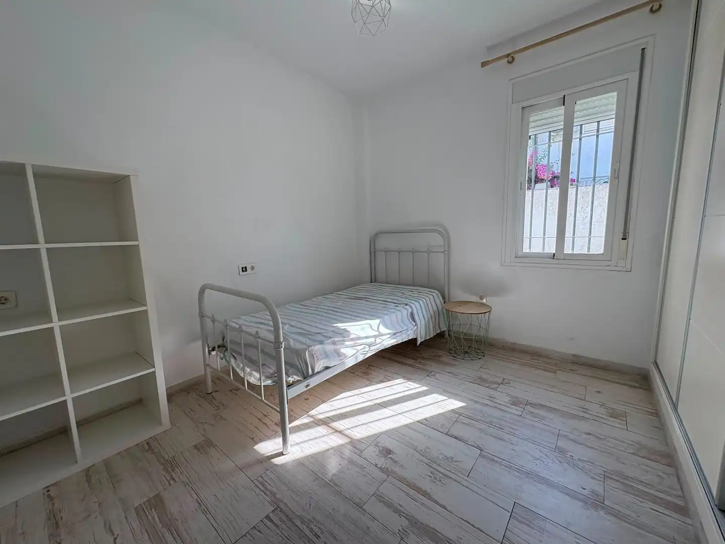 Dormitori de Casa adosada en venda en Los Barrios