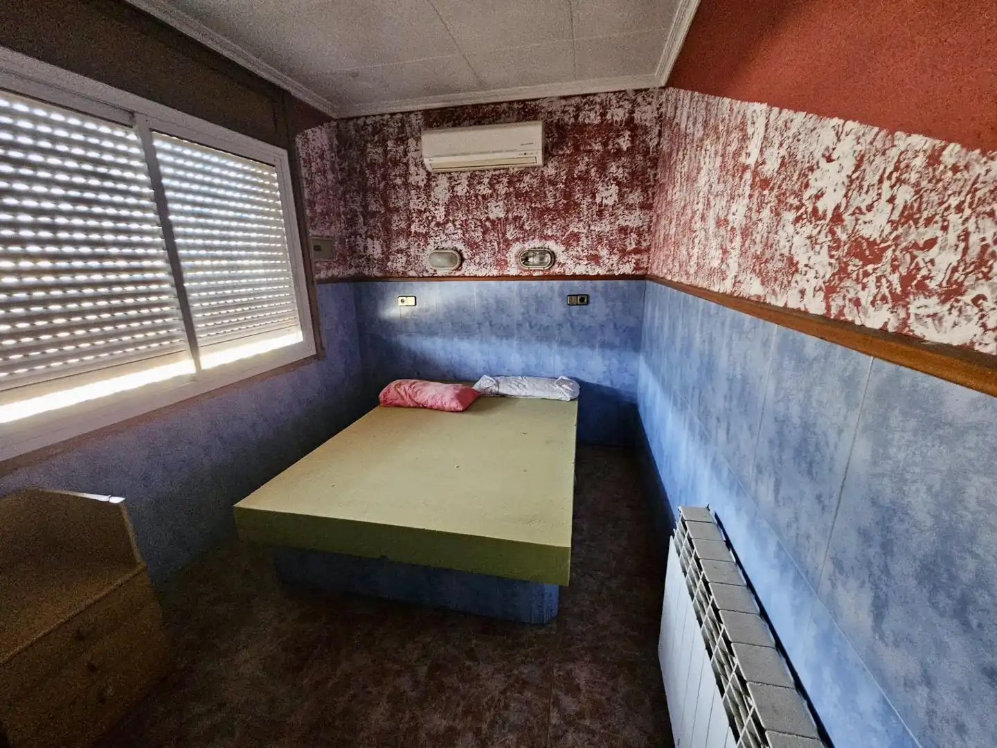 Schlafzimmer von Gebäude zum Verkauf in Tordera